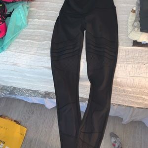 Lululemon leggings MAKE AN OFFER